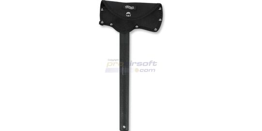 Walther Tactical Tomahawk 2 kirves - Walther Tactical Tomahawk 2 kirves turvallisesti nylonkotelossa vyökiinnikkeellä
