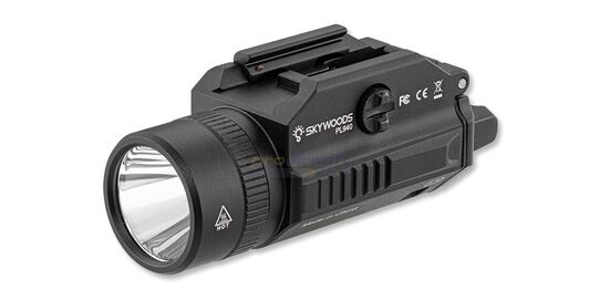 Skywoods PL940 Cyclone taktinen valaisin