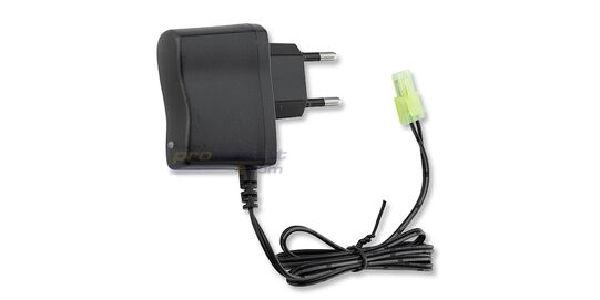 Lancer Tactical NiMH automaattilaturi 4.8-9.6V - Lancer Tactical NiMH/NiCd automaattilaturi Mini Tamiya -liittimellä