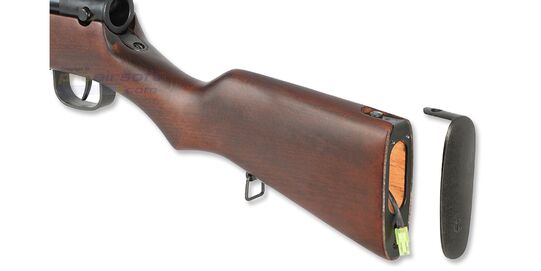 Type 100 (1940) konepistooli - Tummaksi petsattu puutukki S&T Type 100 airsoft-versiossa