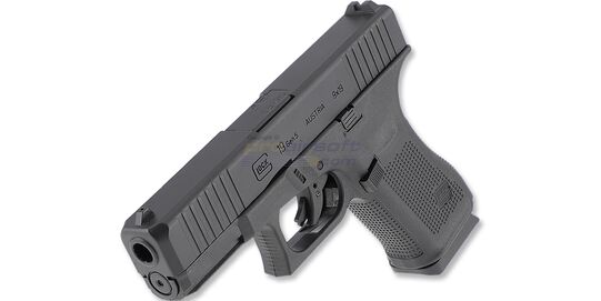 Umarex Glock 19 Gen5 CO₂ Air Pistol 4.5 mm - Umarex Glock 19 Gen5 4.5 mm CO₂ air pistol with black frame and metal slide