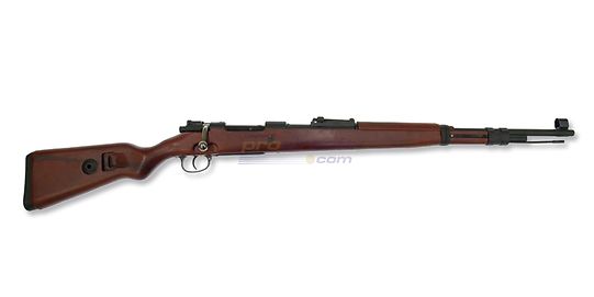 Mauser Kar K98 jousitoiminen kivääri (lippaalla), puutukki