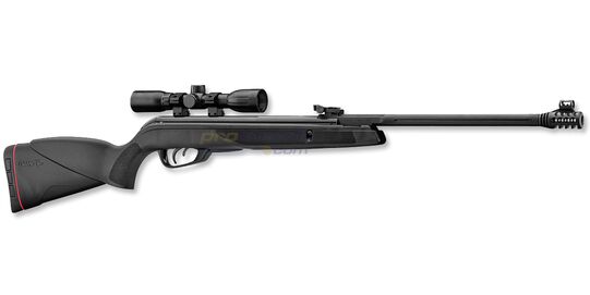 Gamo Black Bear 4x32WR kiikarilla 4.5mm - Gamo Black Bear tähtäinkiikari 4x32WR – Mukana toimitettava tarkka optinen kiikari 4x32WR-suurennoksella.