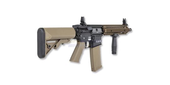 Specna Arms Daniel Defence Mk18 P19 Prime Aster ETU II Chaos Bronze, hiekka - Specna Arms MK18 P19 Prime Aster II ETU Cha os Bronze, koko karbiini sivuprofiilissa