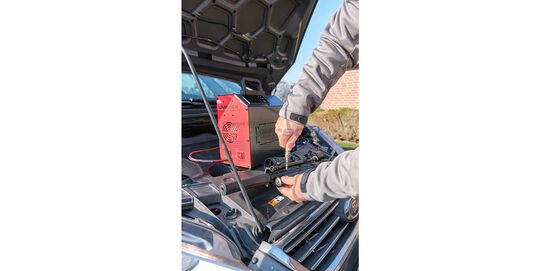 Umarex PAC1100 Compressor 230V / 12V - Umarex PAC 1100 compressor with mains power cable and 12-volt vehicle connection