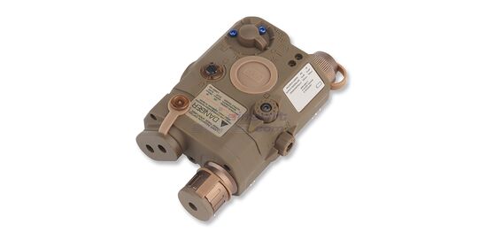 Diablo PEQ-15 yksikkö valolla ja laserilla (IR/pun), hiekka