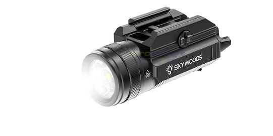 Skywoods PL800 Tactical Flashlight with Green Laser 800 lm – USB-C Rechargeable - Skywoods PL800 flashlight and green laser front view
